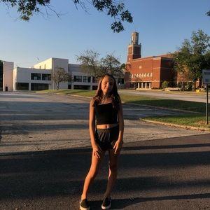 Meet your Posher, Emily